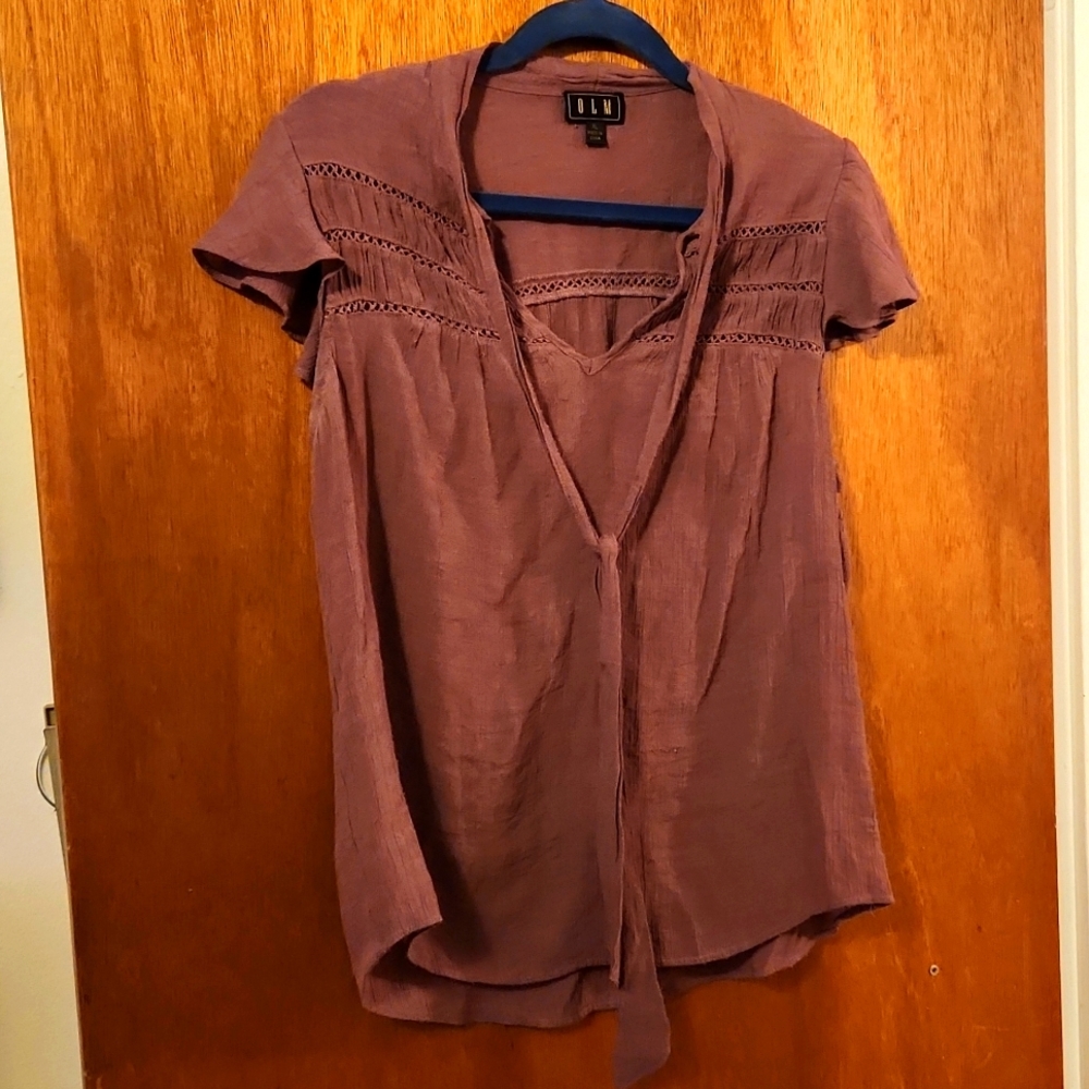 Lavender cap sleeve light top